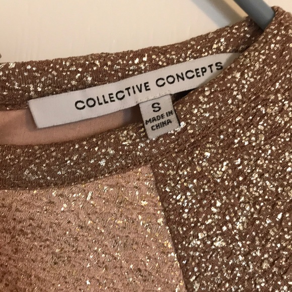 Metallic Short Sleeve Fit and Flare Dress - Picture 4 of 5